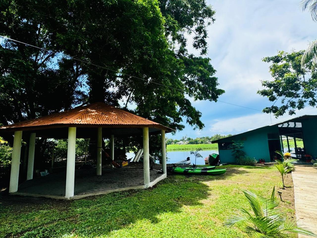 The Secret Eco Lodge Tortuguero Exterior foto